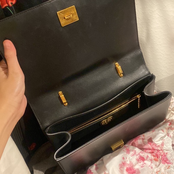 Dolce Gabana purse - Picture 5 of 7
